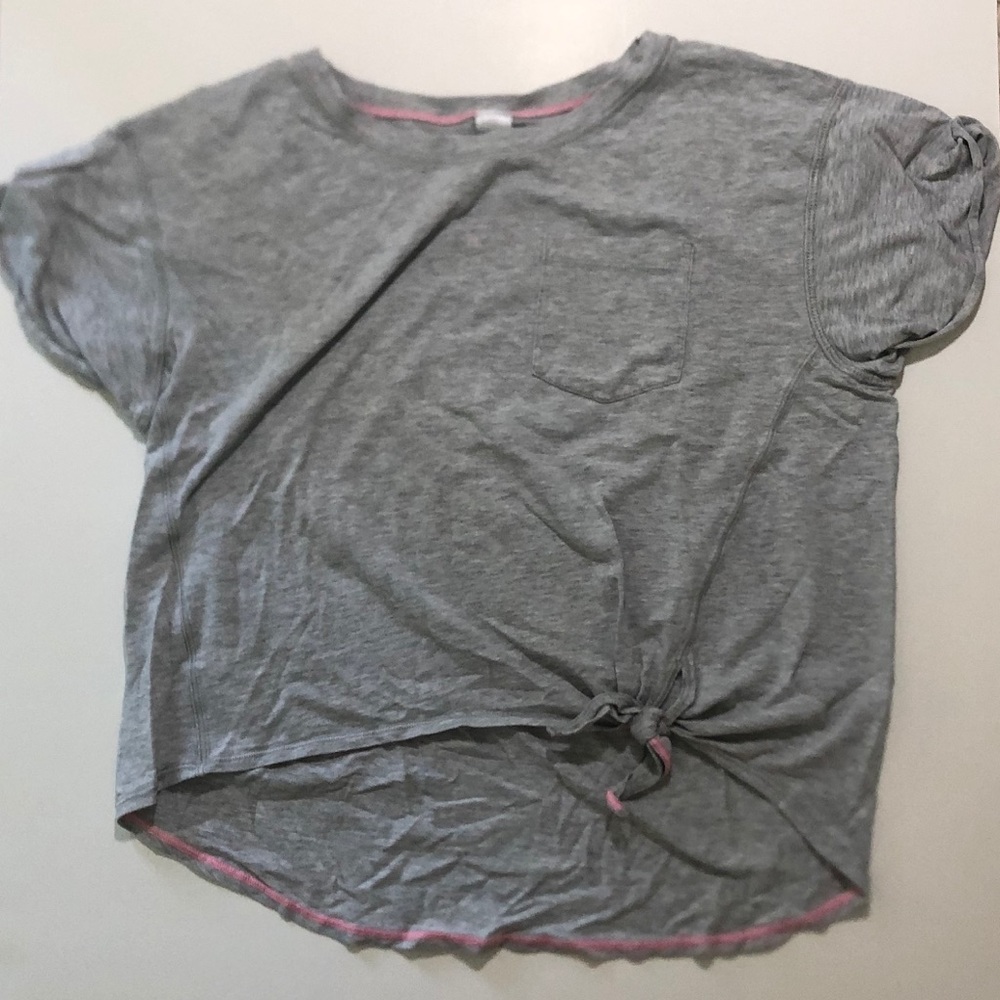 Ivivva athletic top